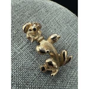 Sara Coventry Vintage Frenchie French Poodle Dog Gold Tone Brooch Pin Figural